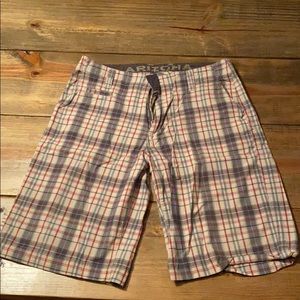 Men’s Arizona plaid shorts. Size 33
